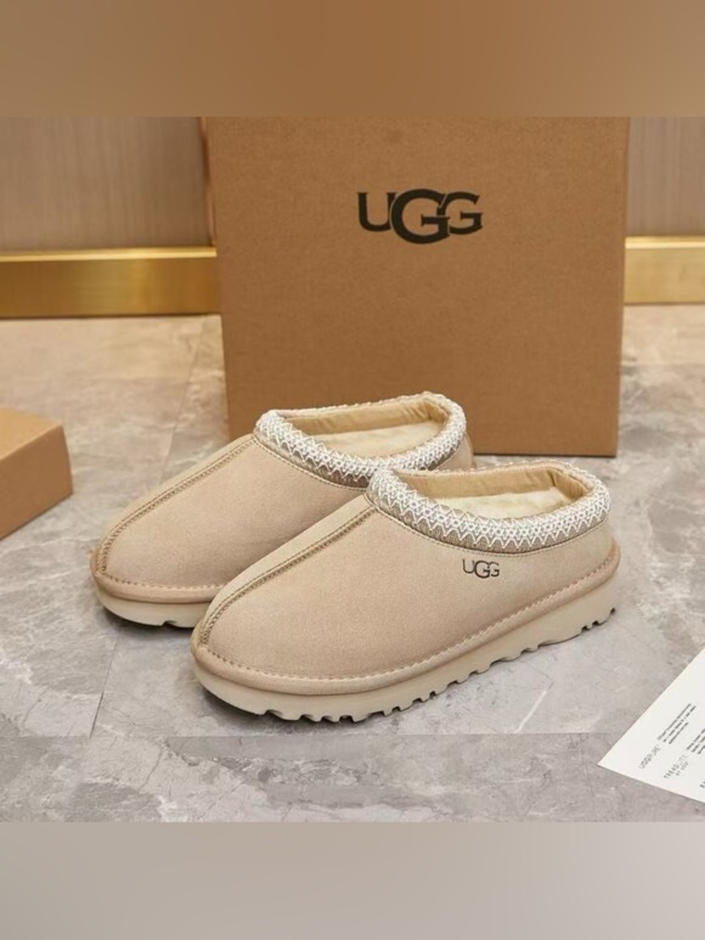 UGG Tasman Slipper Sand